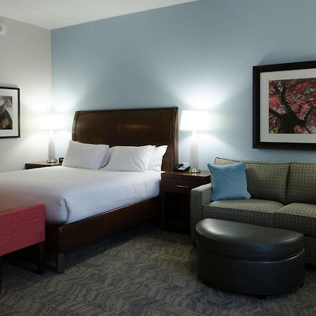 Hilton Garden Inn Хикъри Екстериор снимка