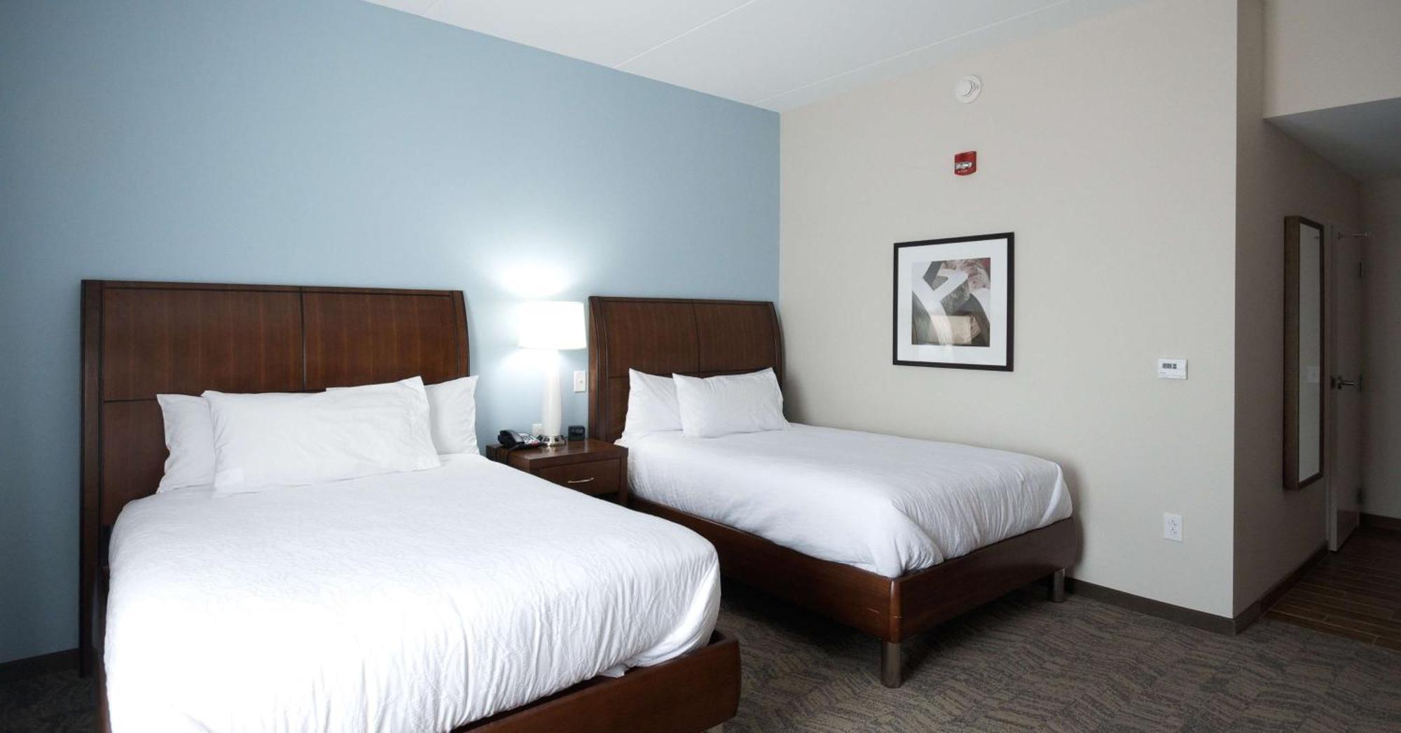 Hilton Garden Inn Хикъри Екстериор снимка
