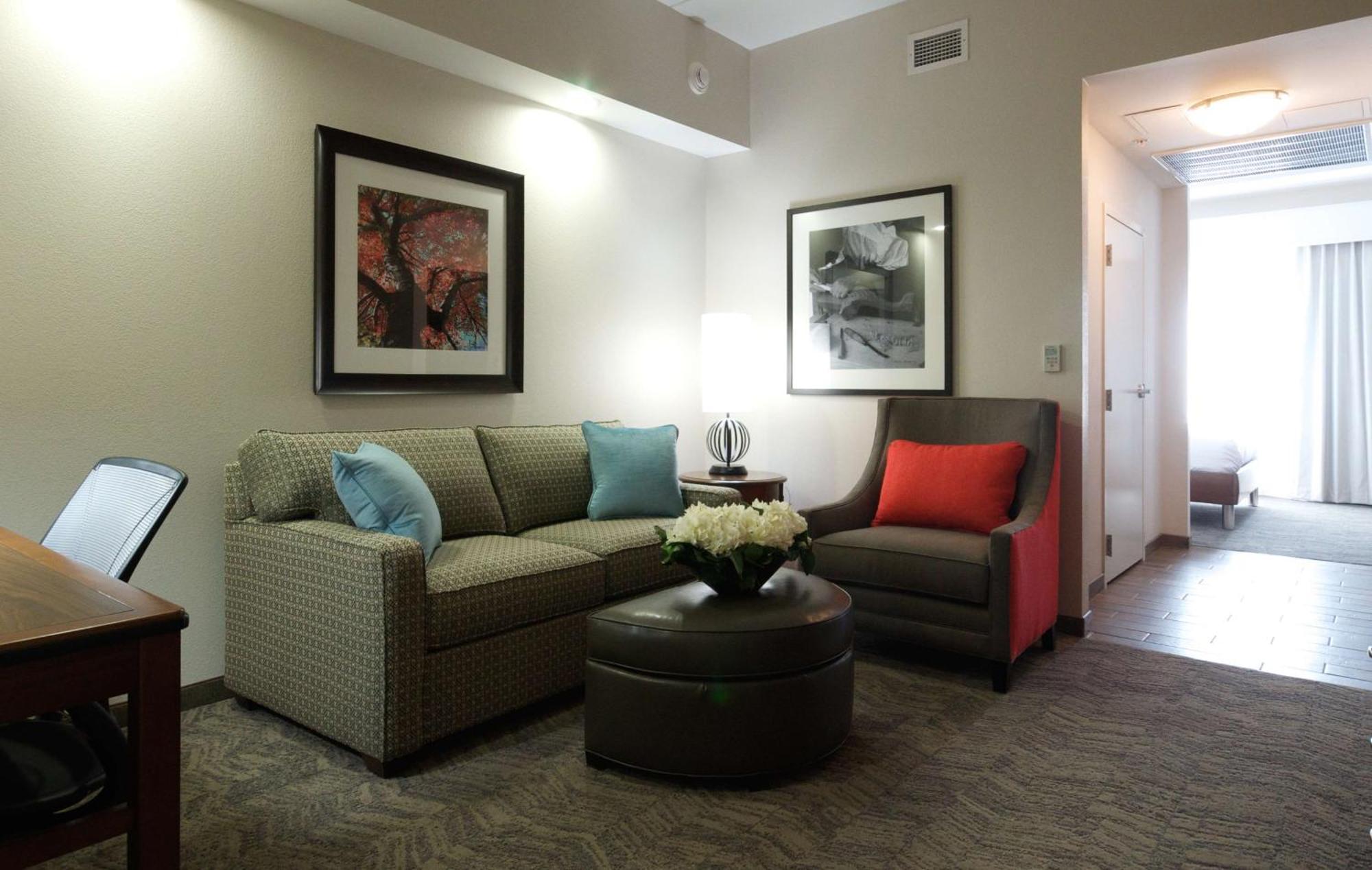 Hilton Garden Inn Хикъри Екстериор снимка